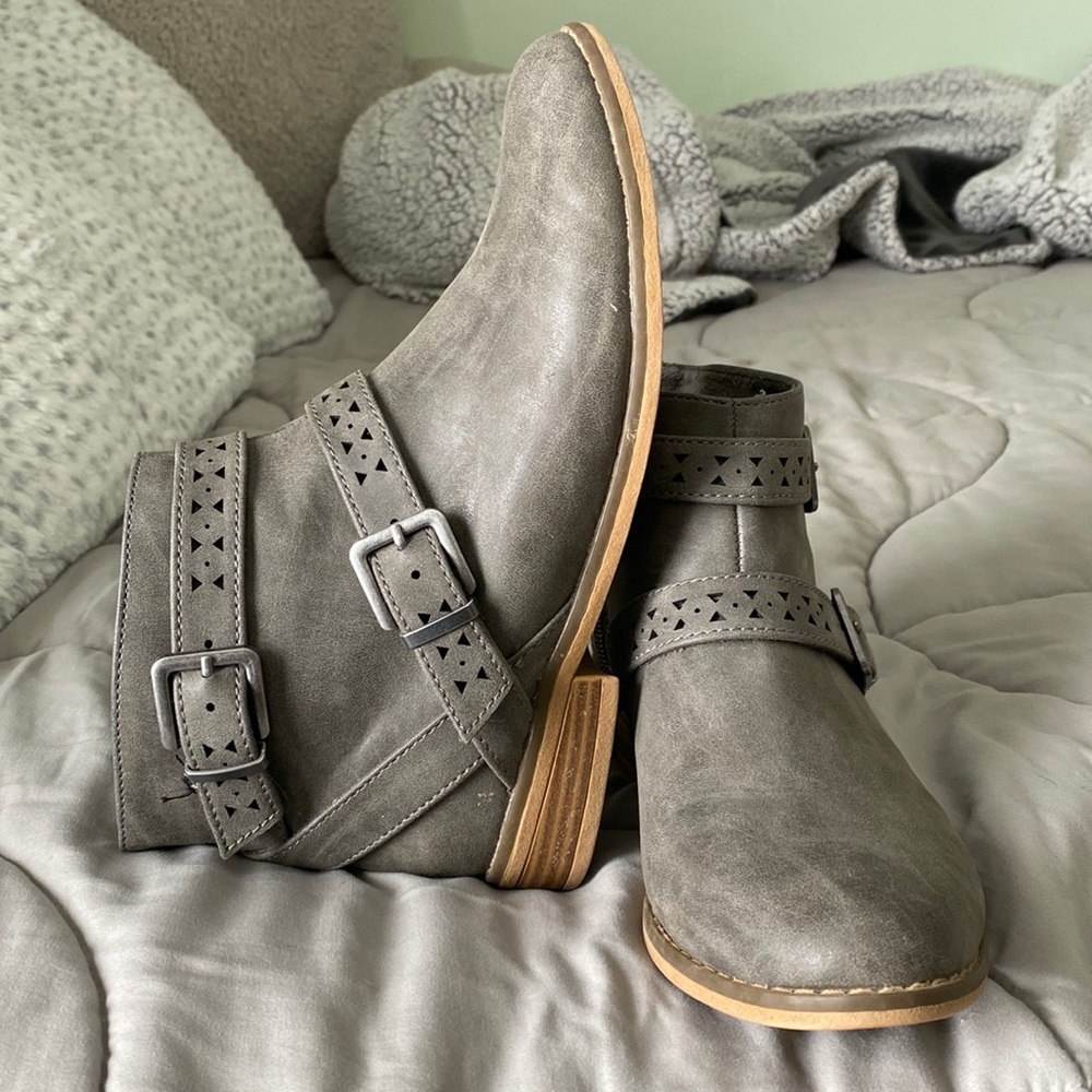 Rocket Dog booties